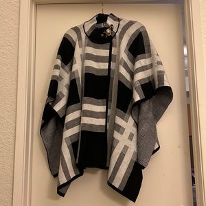 Anne Klein Poncho